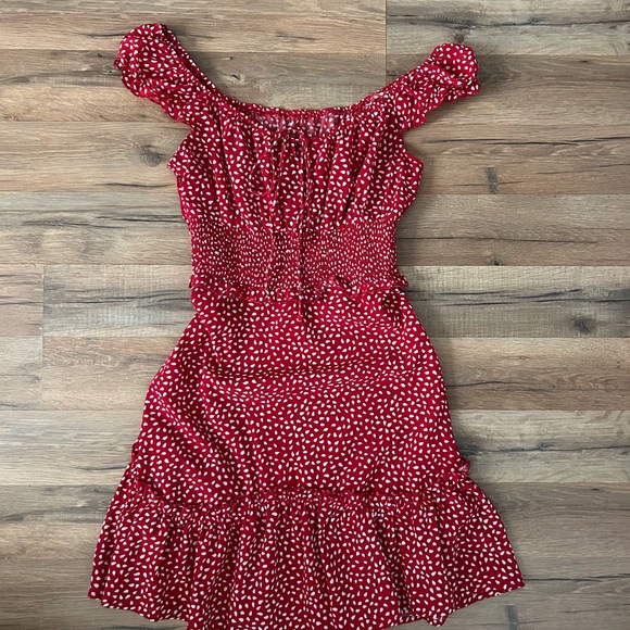 Dresses & Skirts - Red and White Printed Dress